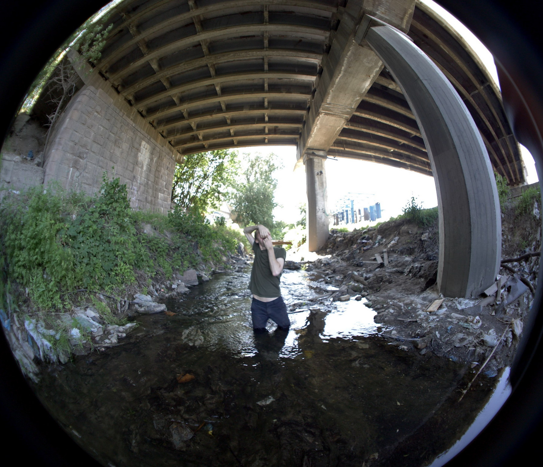 antons_strautaa_zem_tilta_2.jpg antons_strautaa_zem_tilta_2.jpg